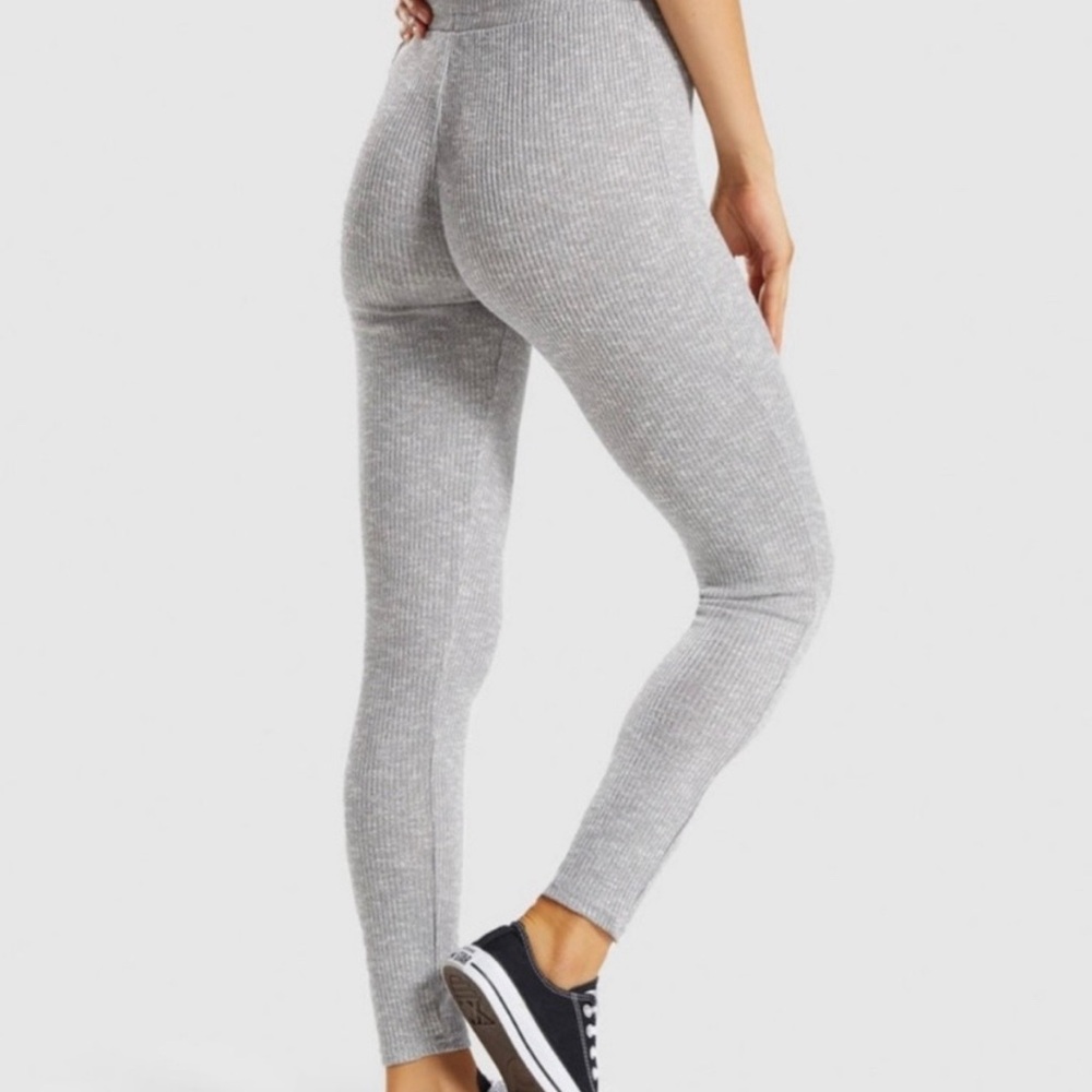 Gymshark Lounge Set - Picture 4 of 9